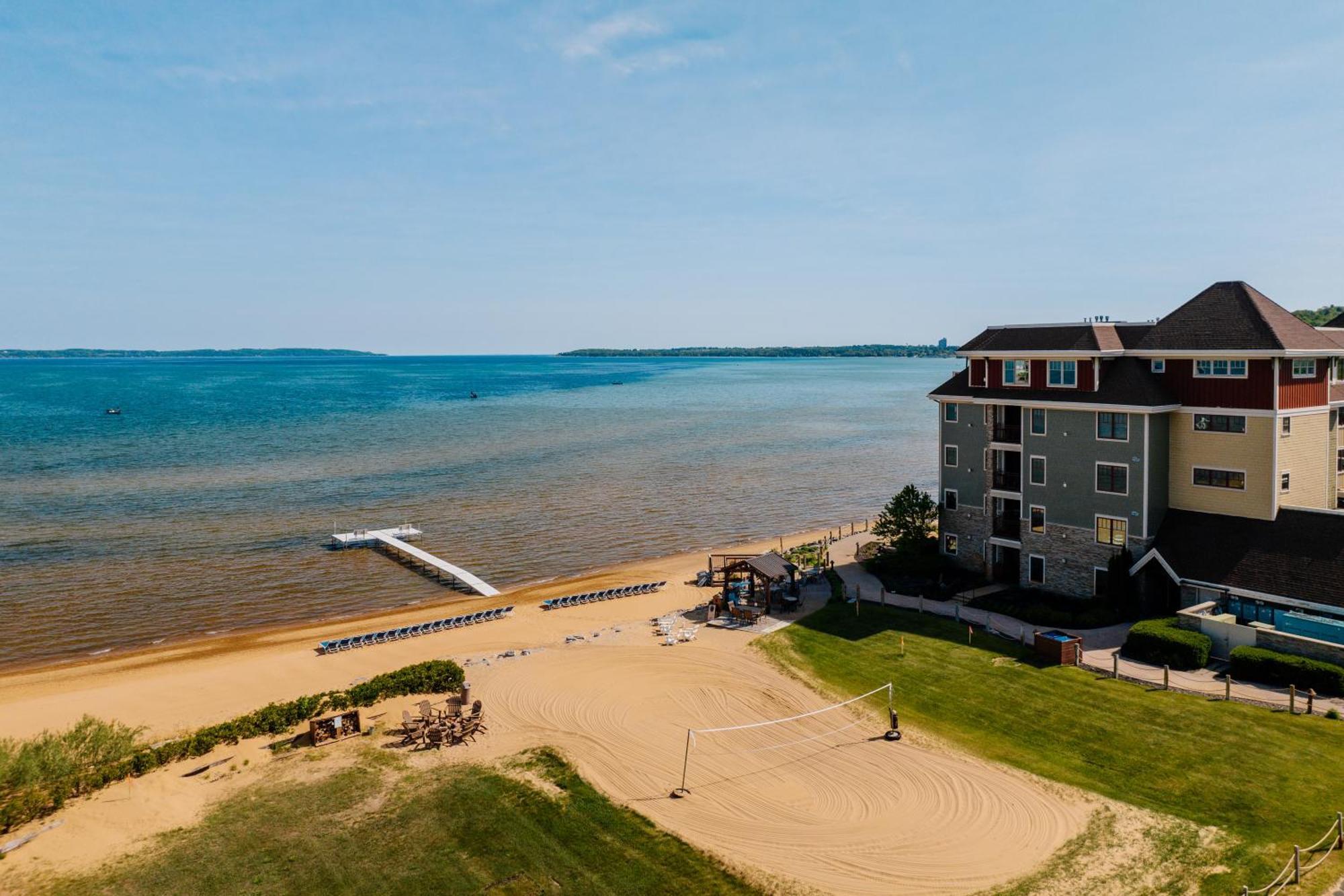 Tamarack Lodge Traverse Stadt Exterior foto